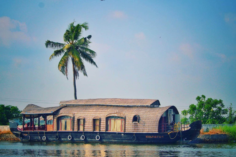Beautiful Kerala Tour By Cab For 03 Nights 4 Days
